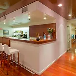 Cinquentenario & Conference Center فاطمة