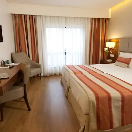 Cinquentenario & Conference Center 4*