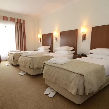 Cinquentenario & Conference Center