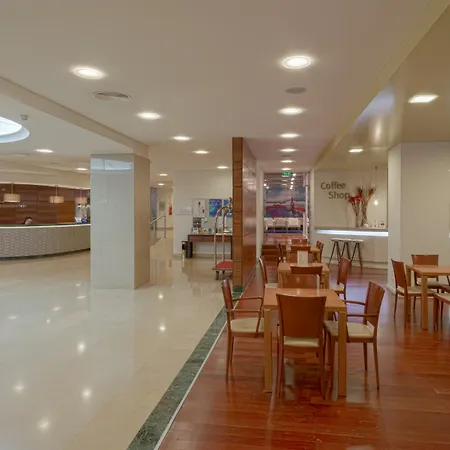 فندق Cinquentenario & Conference Center 4*