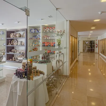 Cinquentenario & Conference Center