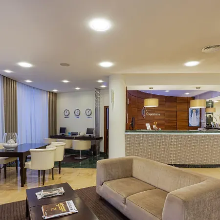 Cinquentenario & Conference Center 4*