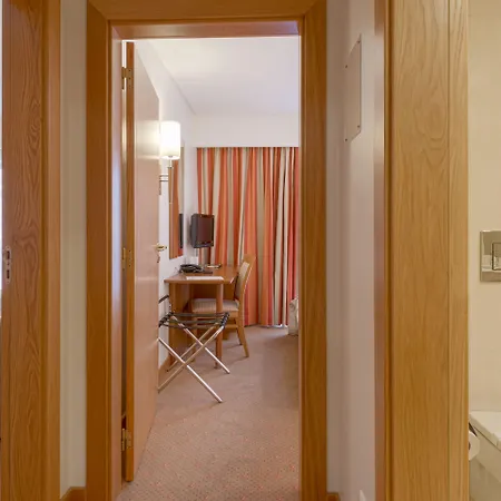 Hotel Cinquentenario & Conference Center