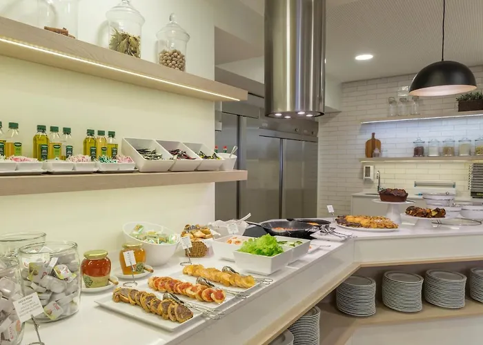 Cinquentenario & Conference Center 4*