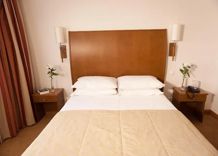 Cinquentenario & Conference Center فندق