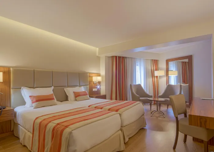 Cinquentenario & Conference Center 4*