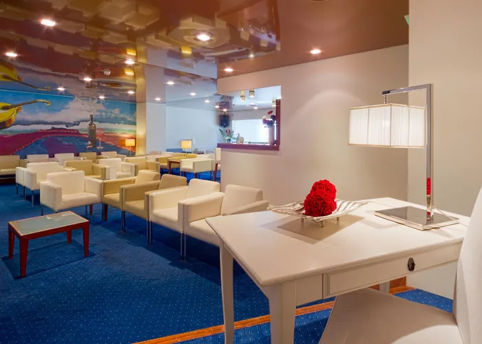 فندق Cinquentenario & Conference Center فاطمة