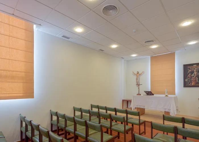 Cinquentenario & Conference Center 4* فاطمة