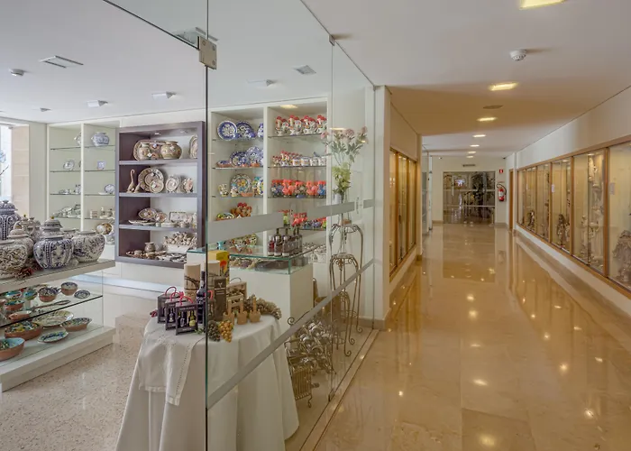 Cinquentenario & Conference Center