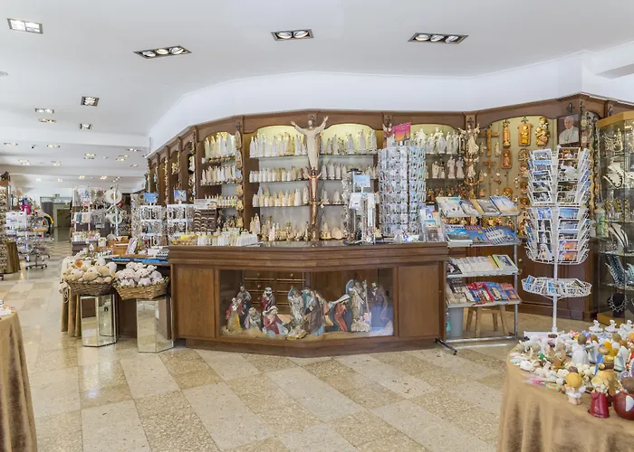 Cinquentenario&conference Center Hotel