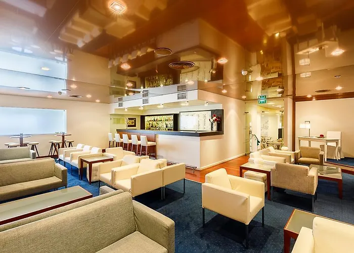 Hotel Cinquentenario&conference Center 4*